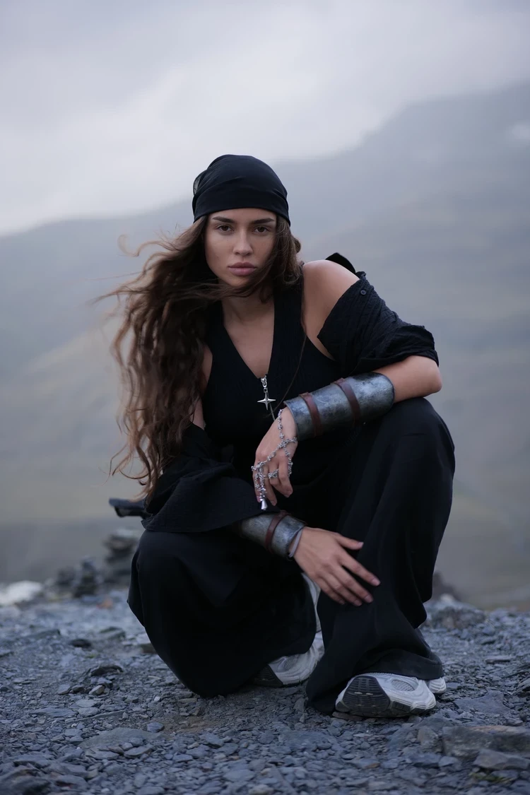 Певица BEARWOLF о сравнении с Ким Кардашьян: «Я не вижу сходства!»