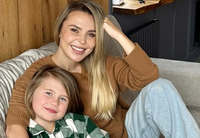 Пелагея показала, как отдохнула в Сочи вместе с дочерью от Ивана Телегина (которой он запрещает выезжать за границу)