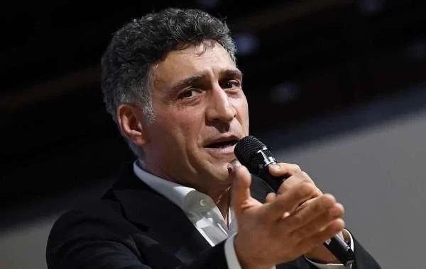 Жена молится о выздоровлении: свежие данные о состоянии здоровья Тиграна Кеосаяна на 21 марта