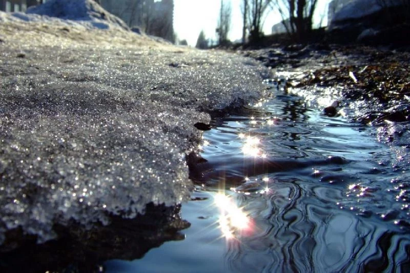 Почему в День Василисы 23 марта 2025 года нельзя менять постельное белье