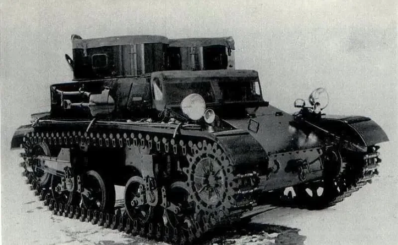 Двухголовый лёгкий танк M1 Combat Car