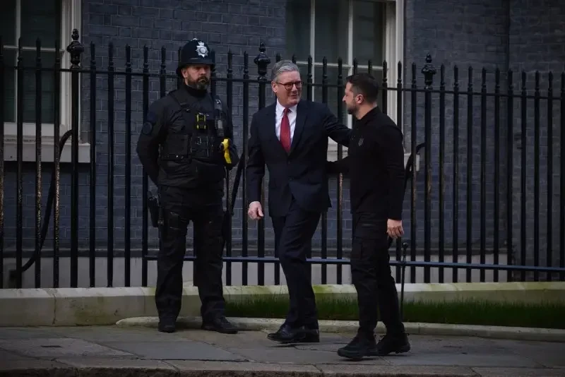 «Политический театр»: Военные раскритиковали Стармера за заявления об отправке британских «миротворцев» на Украину