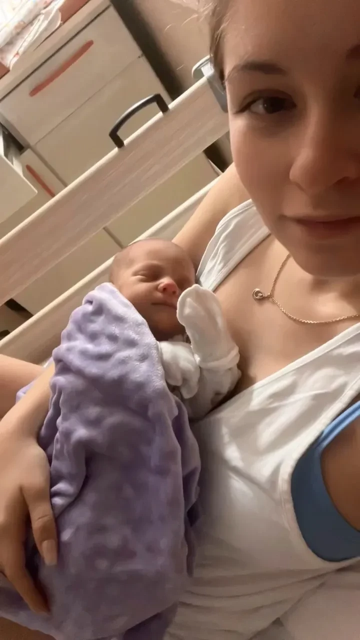 Муж Юлии Липницкой показал редкие кадры с их сыном Арсением