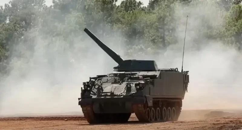 «Дефицит в средствах непрямого огня»: армия США испытывает самоходный миномёт AMPV NEMO