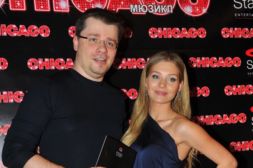 «Самое странное поздравление бывшего»: Асмус опубликовала пикантное архивное видео с Харламовым