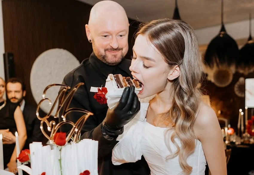 18-летняя жена Марка Горобца показала фото с их свадьбы на фоне критики из-за 30-летней разницы в возрасте