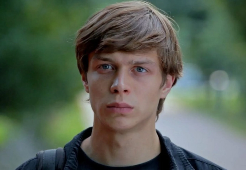 Актёр Глеб Калюжный пойдёт в армию