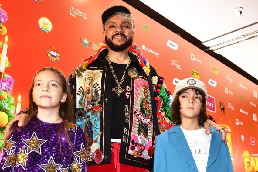 Снова влетит: Дочка Киркорова нарушила устав элитной школы в Дубае