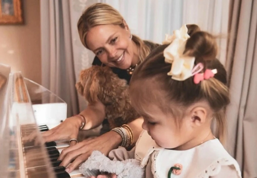 Жена миллиардера Виктория Манасир поздравила с днём рождения внучку Миллу