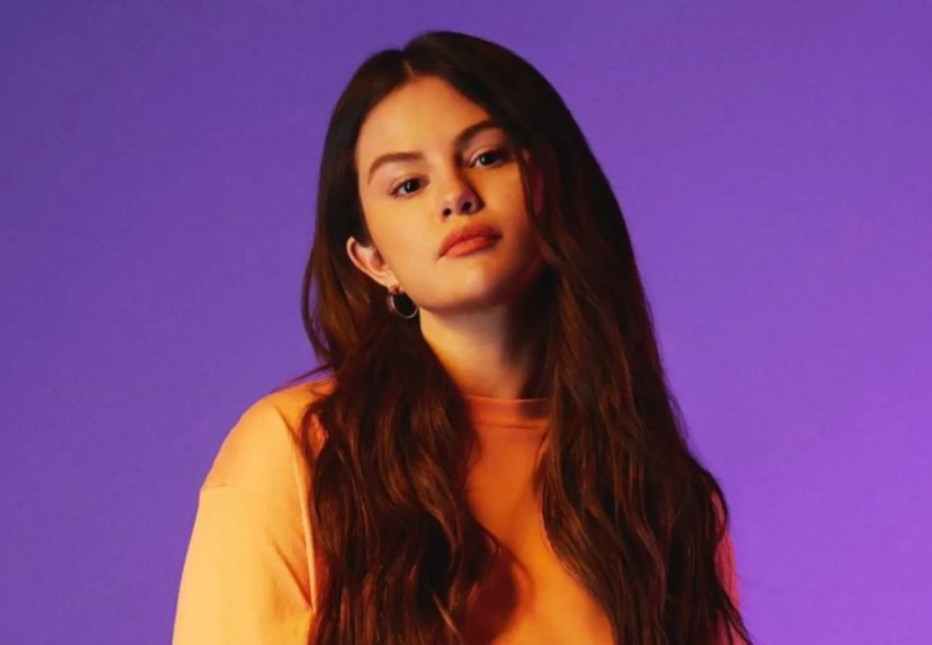 "Они сделали меня более жёсткой". Селена Гомес рассказала о том, как негативные комментарии о её весе повлияли на её характер