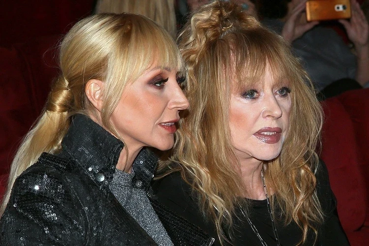 Орбакайте вынуждена петь в метро США: что случилось с дочерью Аллы Пугачевой