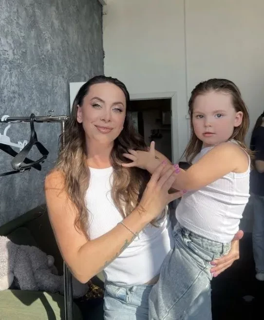 "С тех пор как мы виделись, прошло так много времени". Сестра Жанны Фриске обратилась к её сыну Платону на фоне разлуки семьи певицы с ним