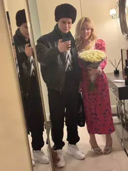 "Делает интересные подарки". Екатерина Мизулина рассказала об отношениях с Шаманом