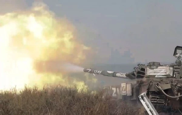 Юрий Подоляка в свежей сводке от 22.04.2025 сообщил о том, что ВС РФ полностью освободили Новомихайловку