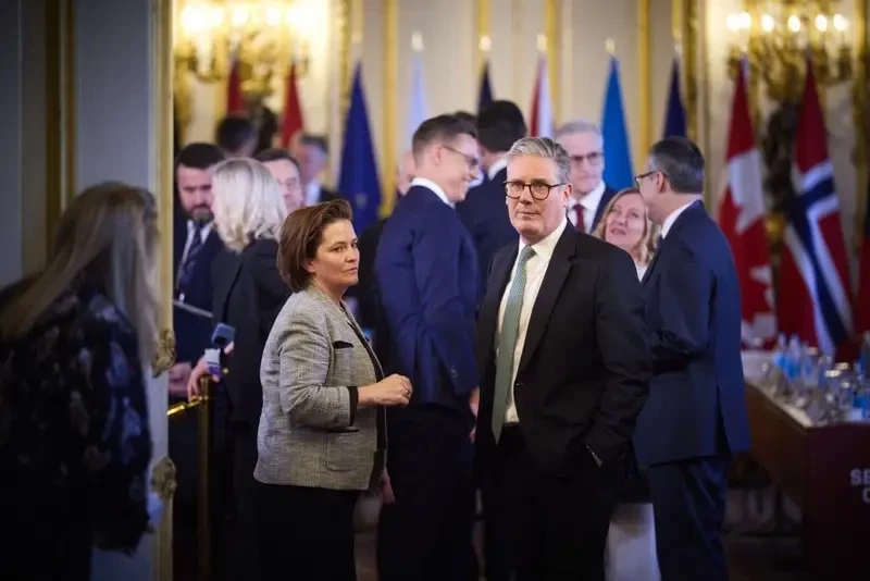 Отказ США от переговоров в Лондоне значительно снизил их значимость: Франция и Германия отозвали своих глав МИД