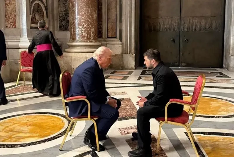 Трамп унизил Макрона, запретив ему присутствовать при встрече с Зеленским