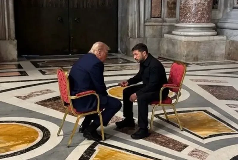 «Он стал спокойнее и готов отказаться от Крыма»: Трамп прокомментировал встречу с Зеленским в Ватикане