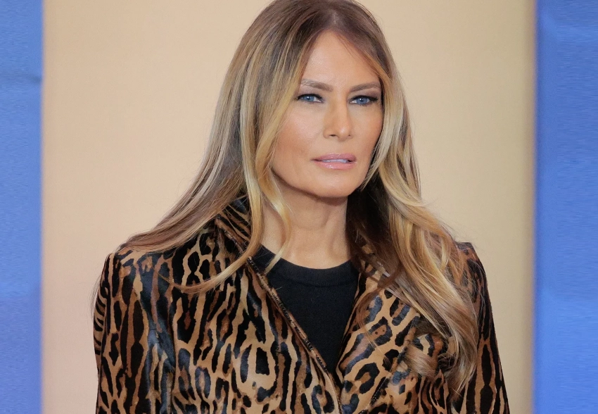 Мелания Трамп вышла в свет в "леопарде", и её высмеяли за образ в стиле MAGA