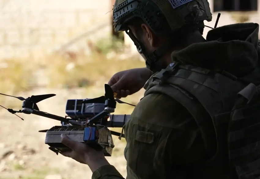 ВС России поразили колонну вражеской бронетехники в Сумской области, не допустив прорыва границы