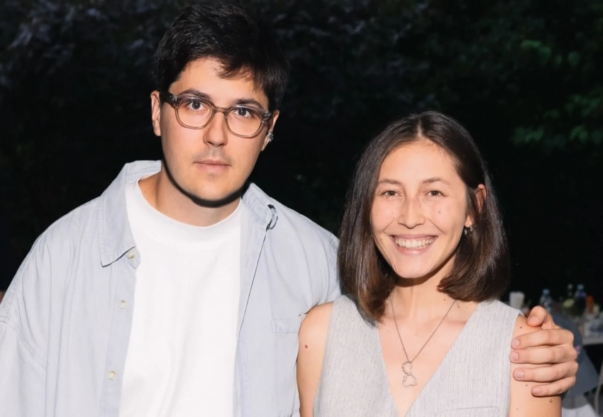 Компания Евгения Давыдова и Саши Жарковой Setters купила контрольный пакет сервиса нетворкинга Random Coffee