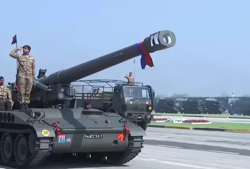 «Хватит на четыре дня боёв»: Пакистанская армия столкнулась с дефицитом боеприпасов из-за поставок Украине