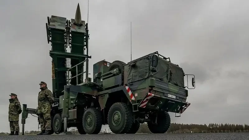 США одобрили передачу Германией Украине ракет для систем ПВО Patriot и РСЗО HIMARS