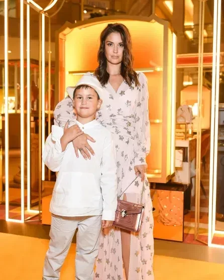 Стало известно, как сын Агаты Муцениеце отреагировал на её помолвку