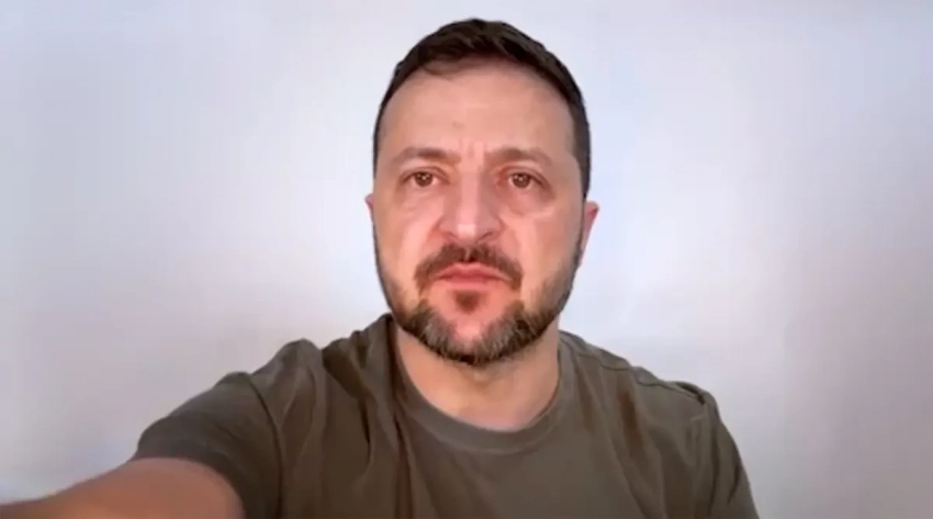 Украинские источники: Перед тем, как отклонить предложение Путина о 3-дневном перемирии, Зеленский созванивался с европейцами и совещался с генералами