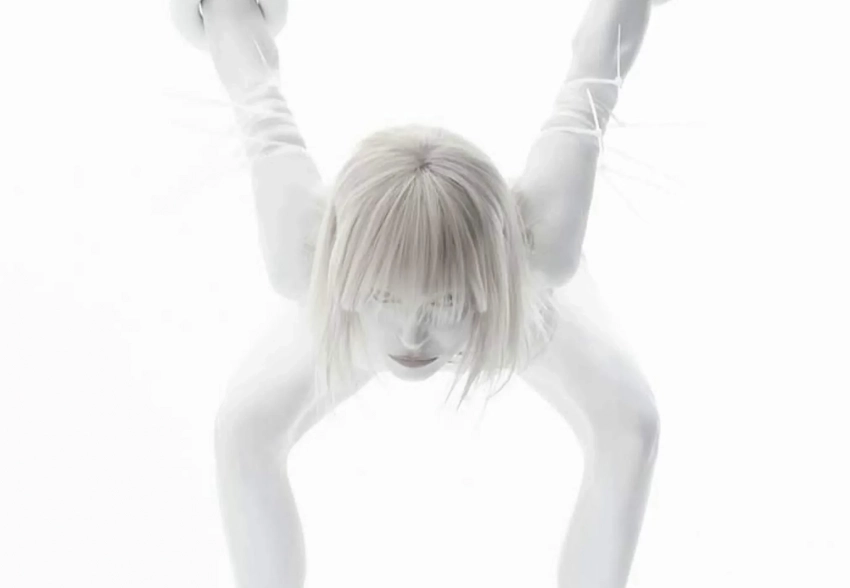 "Вера часто просит мои вещи". Наталья Ионова рассказала, как её дочери относятся к её новому имиджу