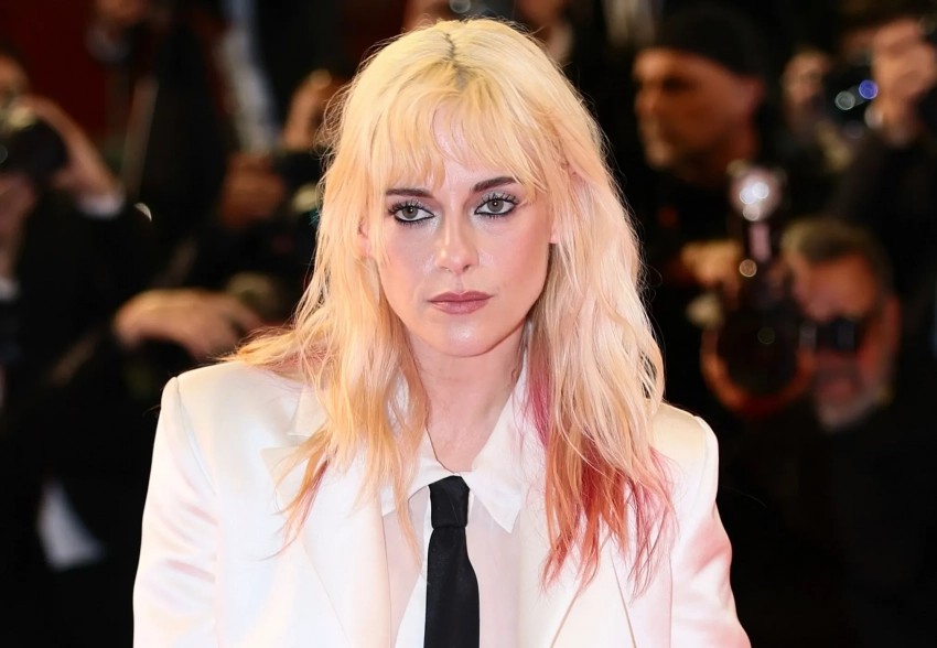 Кристен Стюарт представила свой фильм "Хронология воды" в Каннах