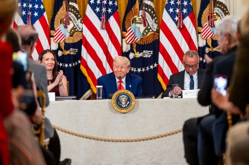 WSJ назвала скрытую цель угроз введения Трампом пошлин на европейскую продукцию