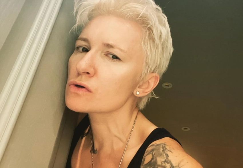 "Я буквально истончаюсь". Диана Арбенина высказалась о хейте на фоне конфликта с Валерией Гай Германикой