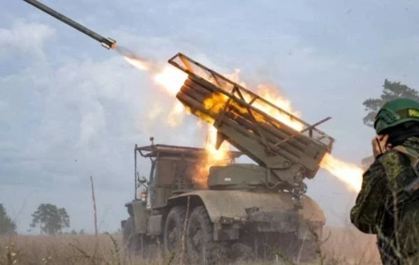 Юрий Подоляка в свежей сводке от 03.06.2025 сообщил о том, что бойцы ВС РФ прорываются к Днепропетровщине