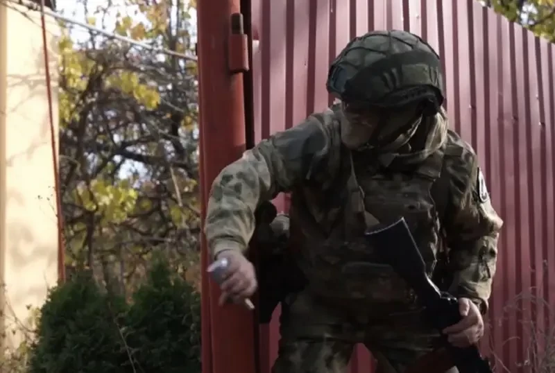 «Северный ветер»: Противник перебрасывает на Сумское направление резервы с Харьковского, пытаясь остановить продвижение ВС РФ