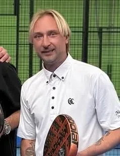 Евгений Плющенко показал результаты блефаропластики