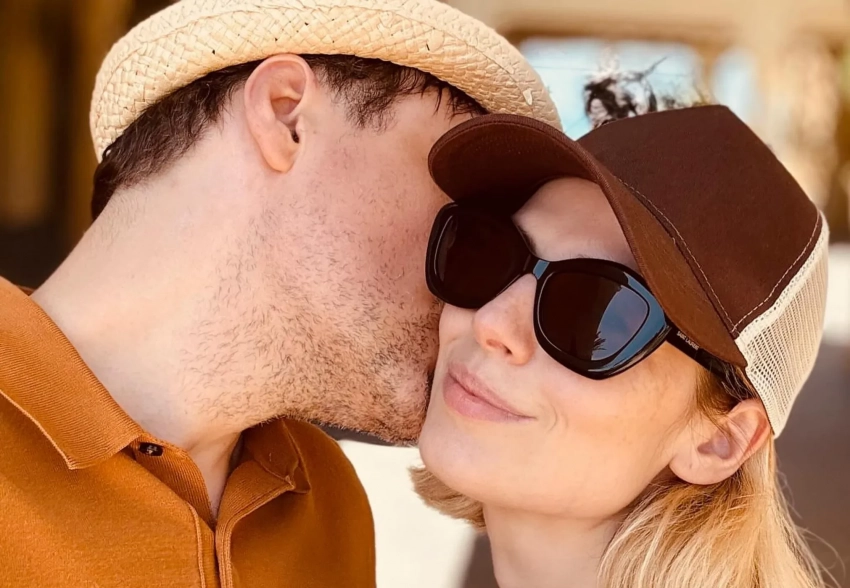 "Звезда моя". Евгений Цыганов публично поздравил жену Юлию Снигирь днём рождения