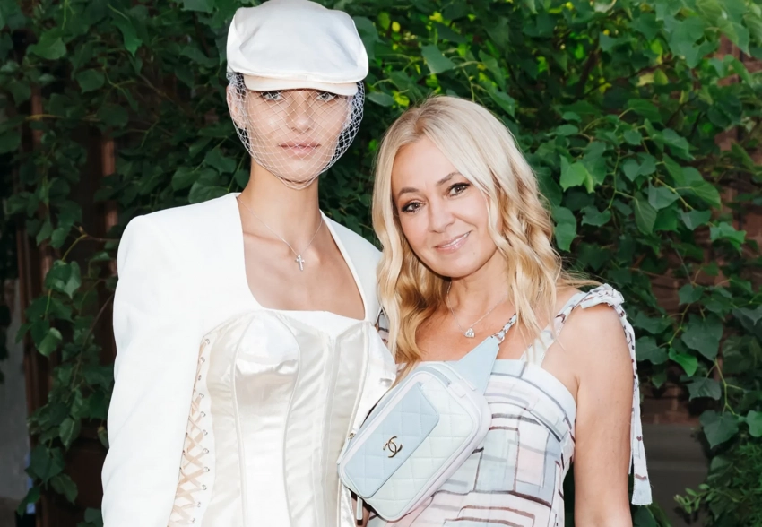 Алеся Кафельникова впервые за долгое время вышла в свет