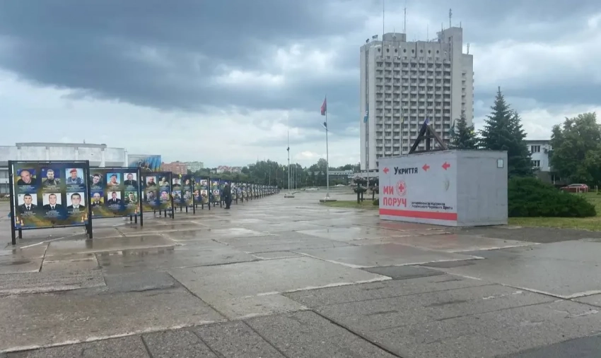 Российская армия уже в 16 км от Сум, фиксируется продвижение южнее Сумского тракта на востоке области