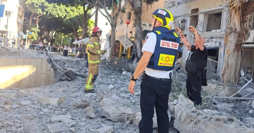 Кувейт в ожидании иранских ударов по базам США вводит чрезвычайное положение, Иран наносит новый ракетный удар по Израилю