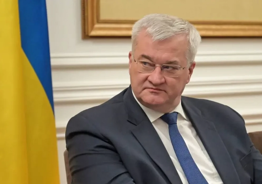 Глава МИД Украины Сибига: Киев намерен вводить санкции против стран, которые больше других покупают российскую нефть
