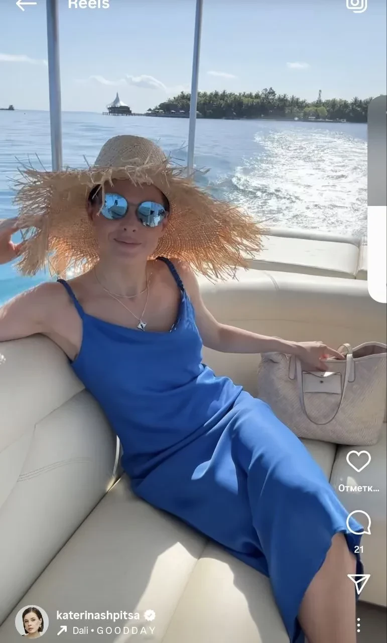 В Афинах, Италии и на райских островах: как проводят летние каникулы Дуа Липа, Катерина Шпица и Айрис Лоу