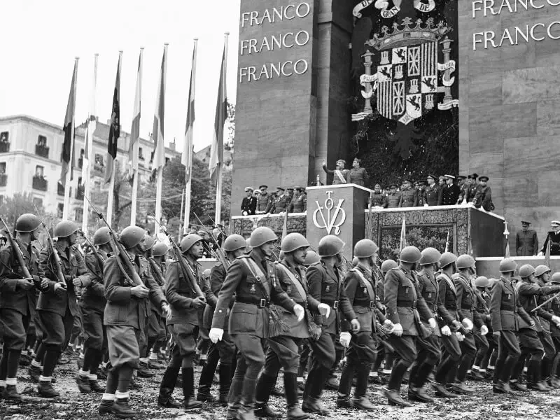 Страсти вокруг Долины павших