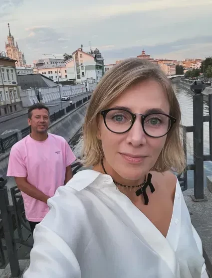 Андрей Мерзликин развёлся с женой после 20 лет брака в День семьи, любви и верности