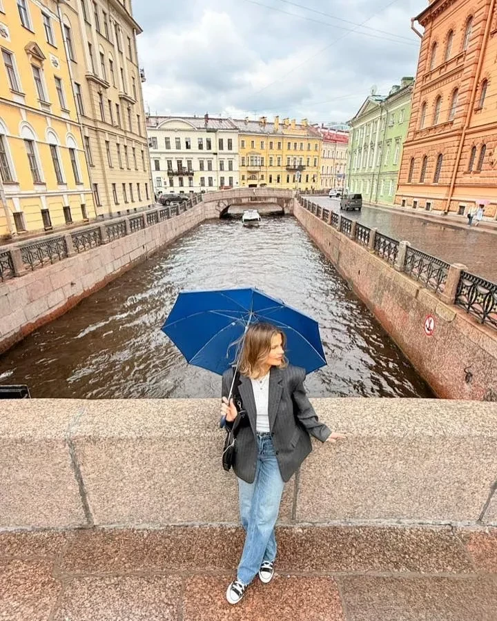 Девушка Максима Виторгана опубликовала новые фото с ним в честь годовщины отношений