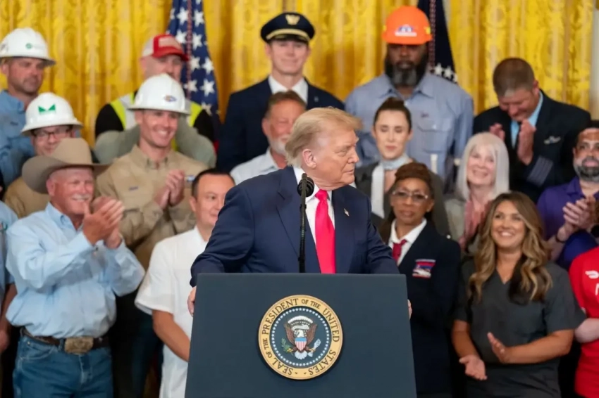 «Я сказал Путину: если ты войдёшь на Украину, я разбомблю Москву» – Трамп