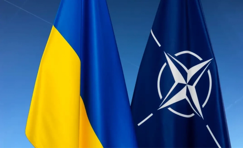 Французский генерал: НАТО не сможет закупать оружие для Киева, как того желает Трамп