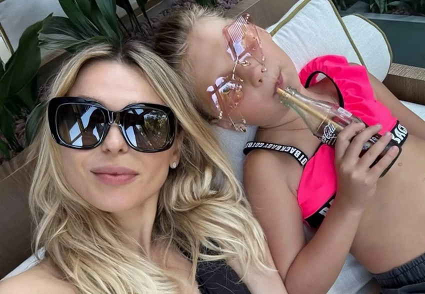 Пелагея вывезла дочь на отдых за границу после победы в суде над Иваном Телегиным