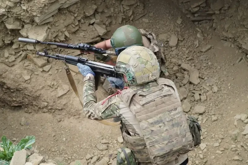 ВС РФ штурмуют Родинское на Покровском направлении, зайдя в город сразу с двух сторон