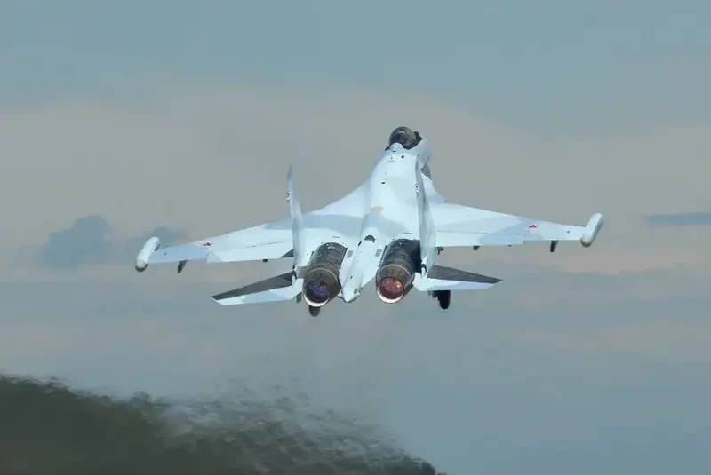 Переданные ВКС новые истребители Су-35С помогут приблизить победу России
