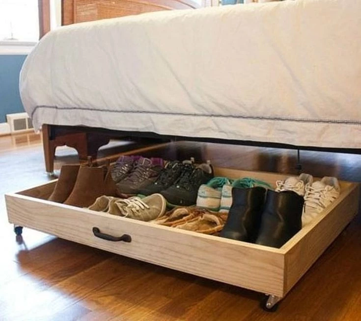 Какие вещи под кроватью категорически держать нельзя, чтобы не притянуть беды и несчастья